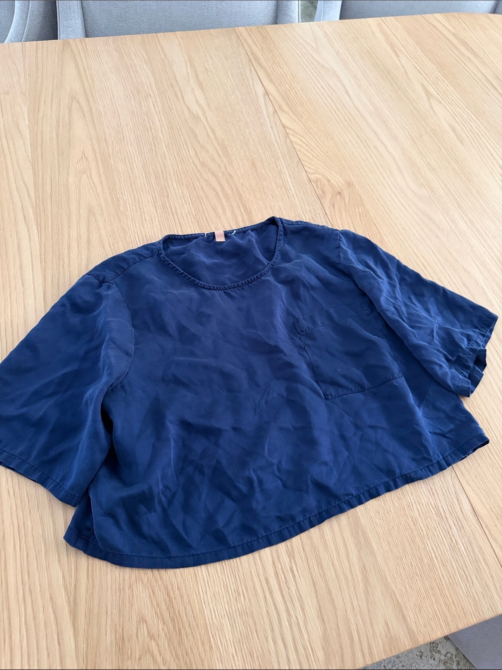 Lunya size XS pj top 100% silk blue